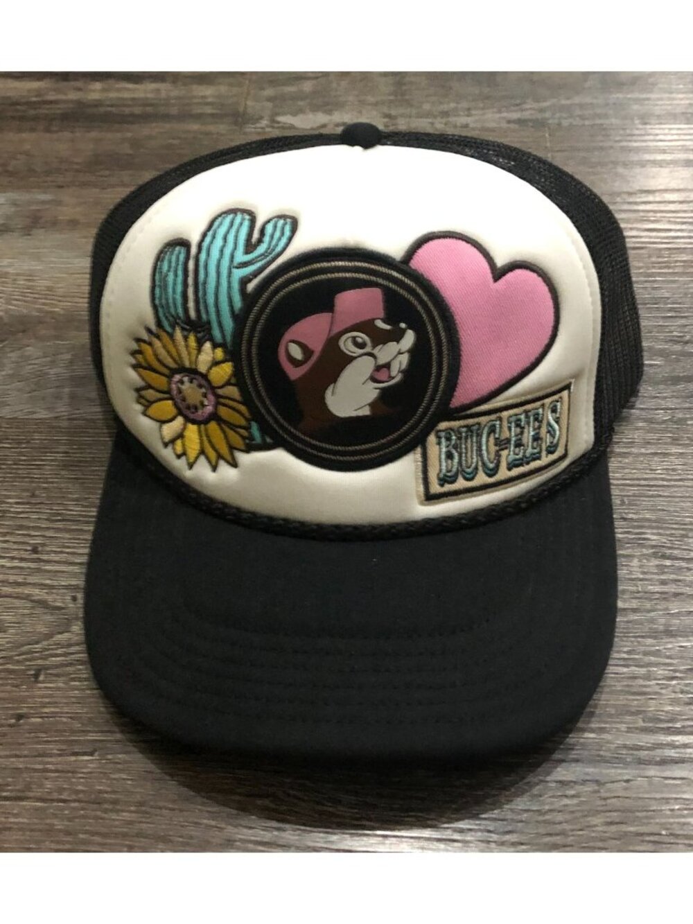 Buc-Ees Snapback Hat Cap Adjustable Beaver Logo Heart Cactus